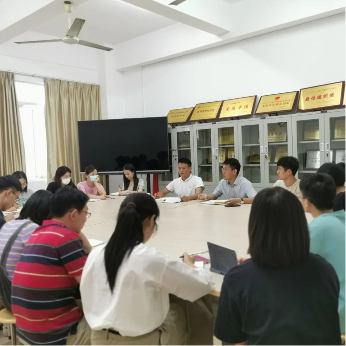 免费观看已满十八岁电视剧动漫版