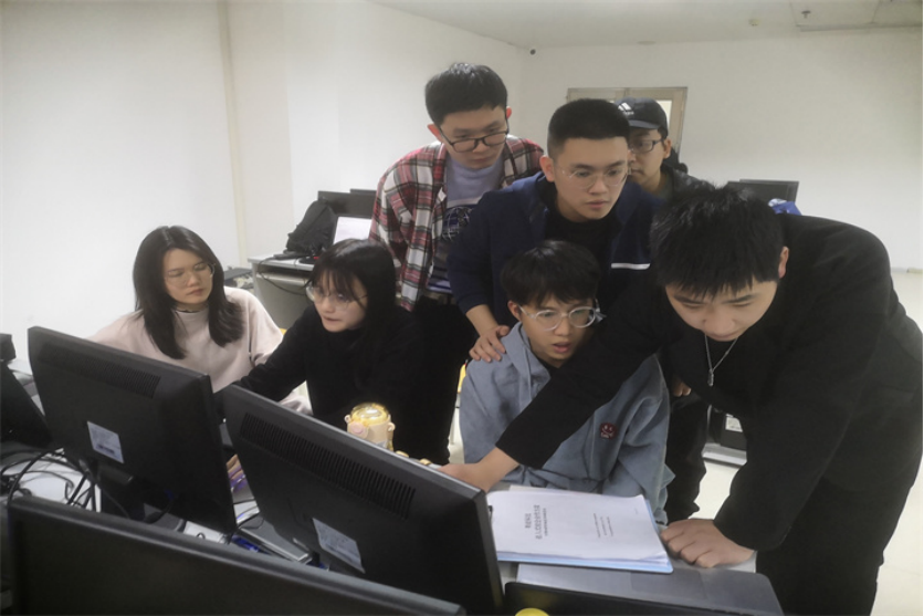 免费观看已满十八岁电视剧动漫版