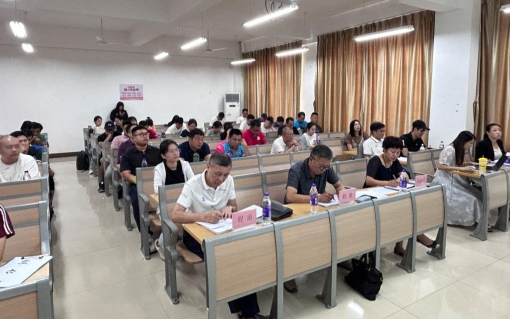 免费观看已满十八岁电视剧动漫版