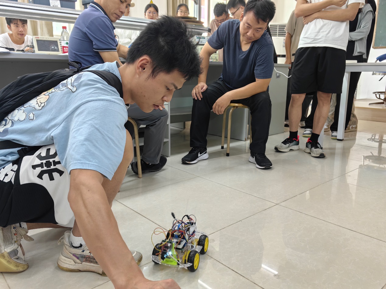 免费观看已满十八岁电视剧动漫版