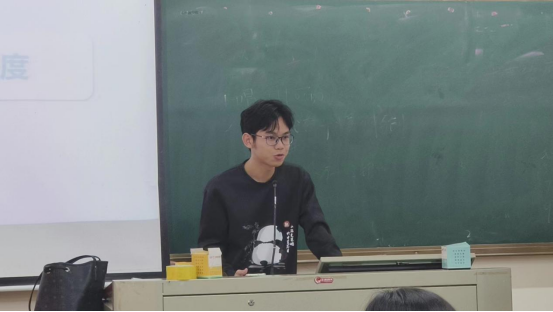 免费观看已满十八岁电视剧动漫版