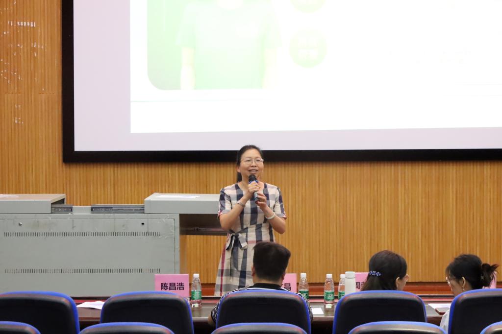 免费观看已满十八岁电视剧动漫版