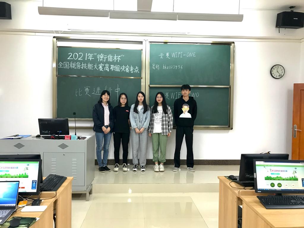 免费观看已满十八岁电视剧动漫版