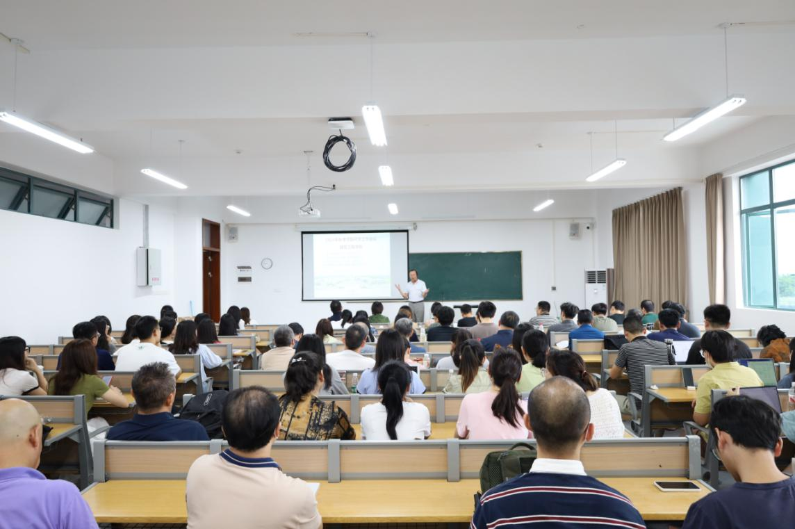 免费观看已满十八岁电视剧动漫版