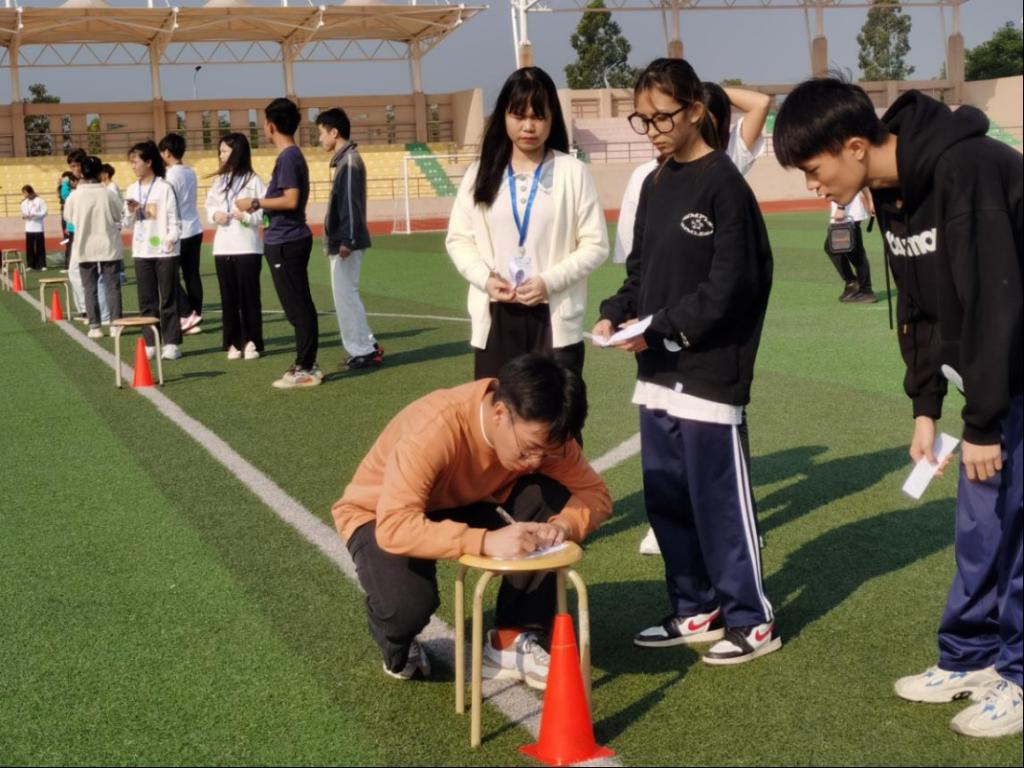 免费观看已满十八岁电视剧动漫版