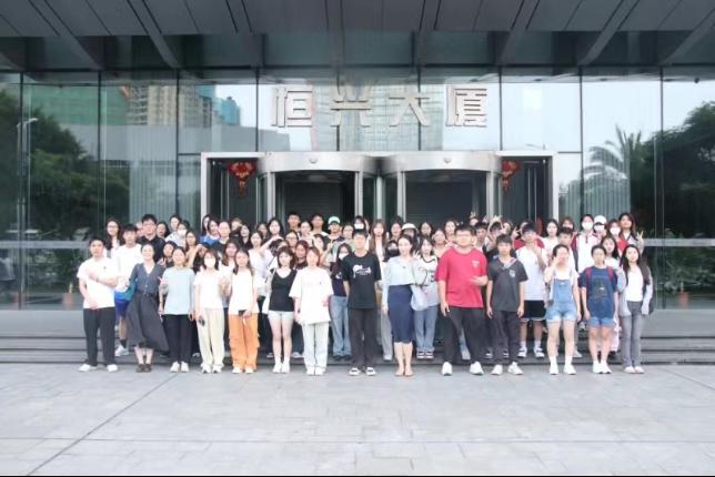 免费观看已满十八岁电视剧动漫版