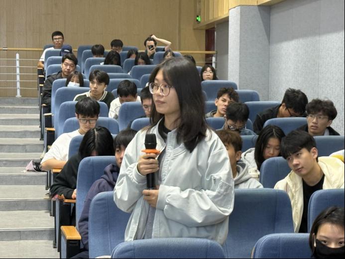 免费观看已满十八岁电视剧动漫版