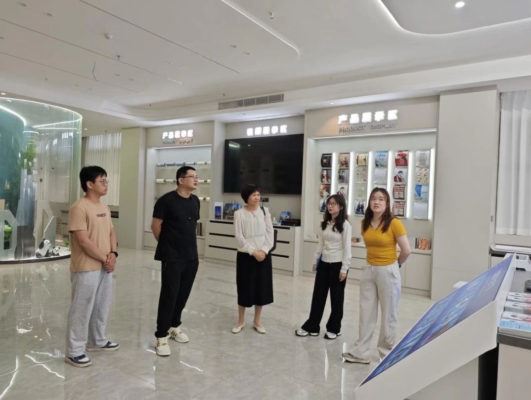免费观看已满十八岁电视剧动漫版