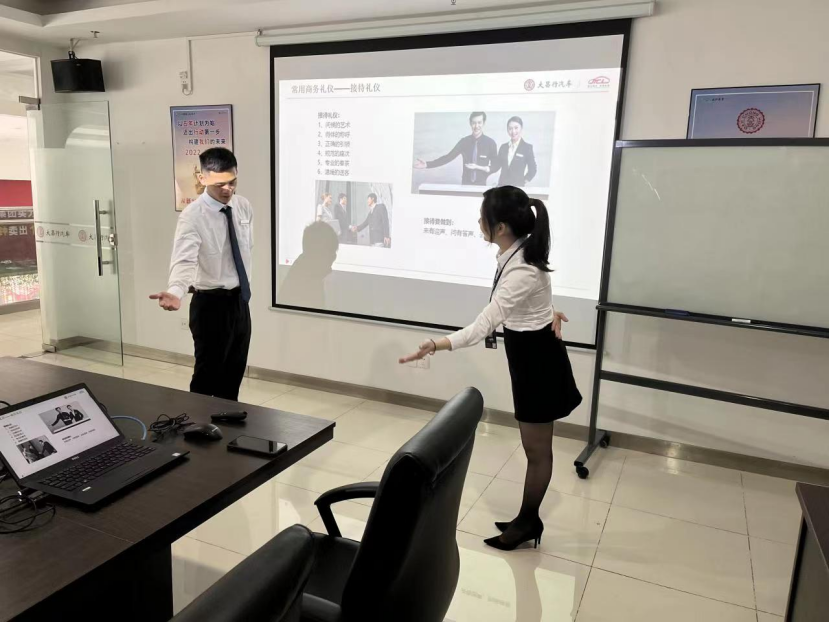 免费观看已满十八岁电视剧动漫版