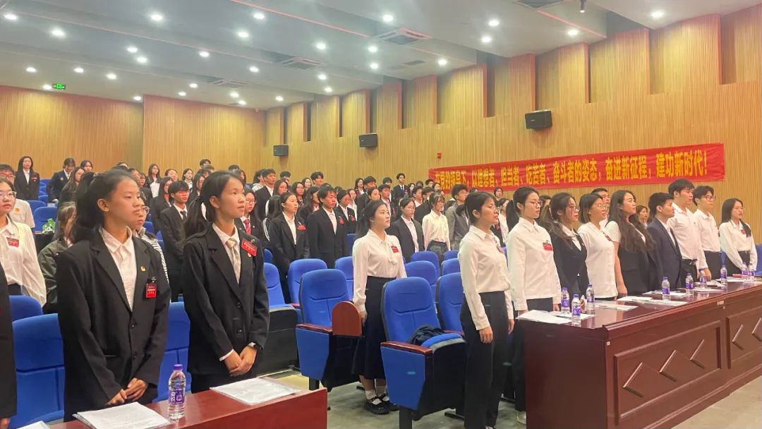 免费观看已满十八岁电视剧动漫版