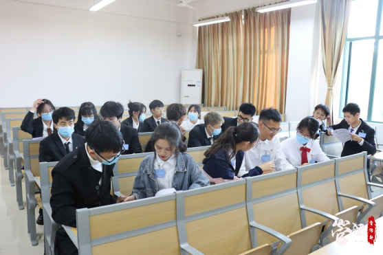 免费观看已满十八岁电视剧动漫版