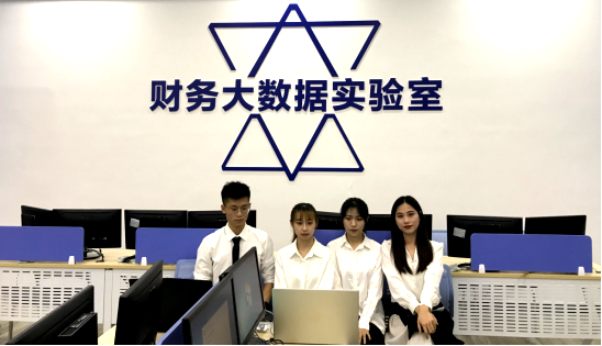 免费观看已满十八岁电视剧动漫版