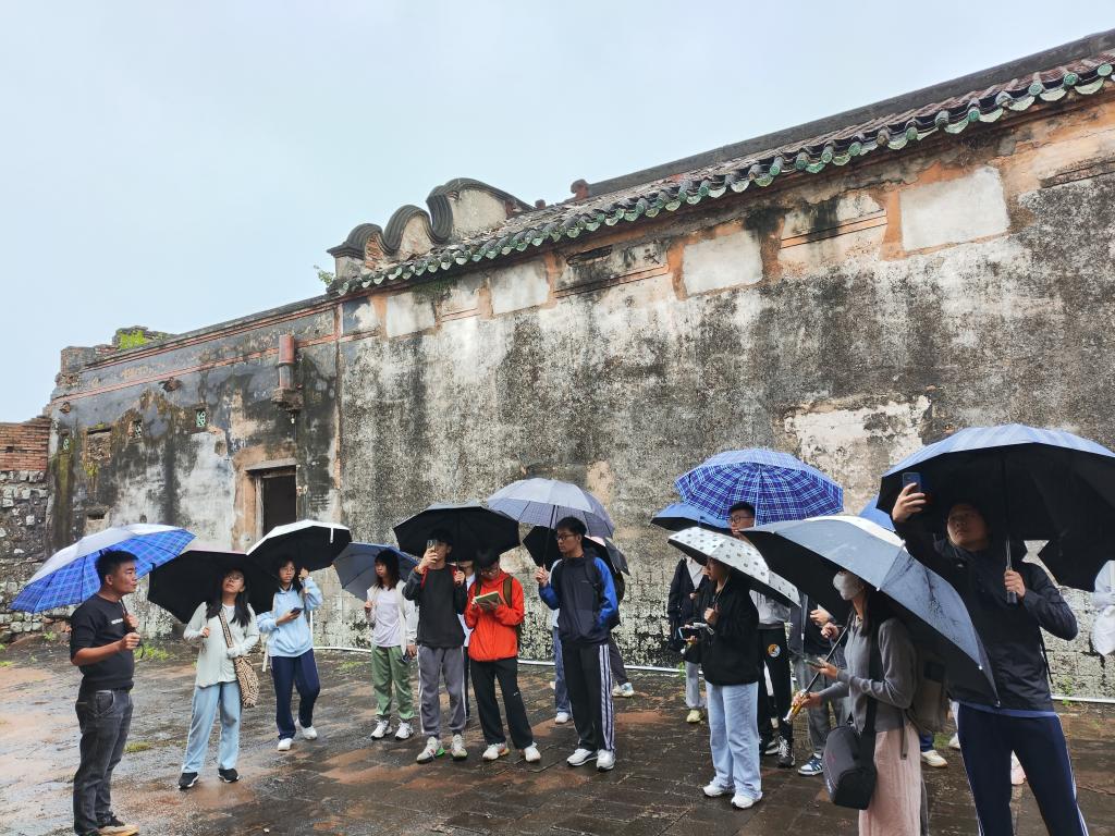 免费观看已满十八岁电视剧动漫版