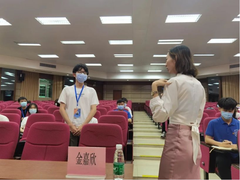 免费观看已满十八岁电视剧动漫版