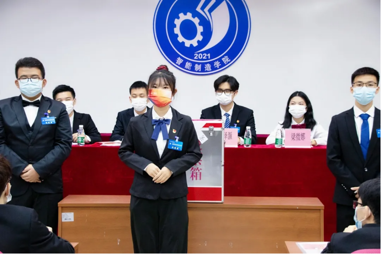 免费观看已满十八岁电视剧动漫版