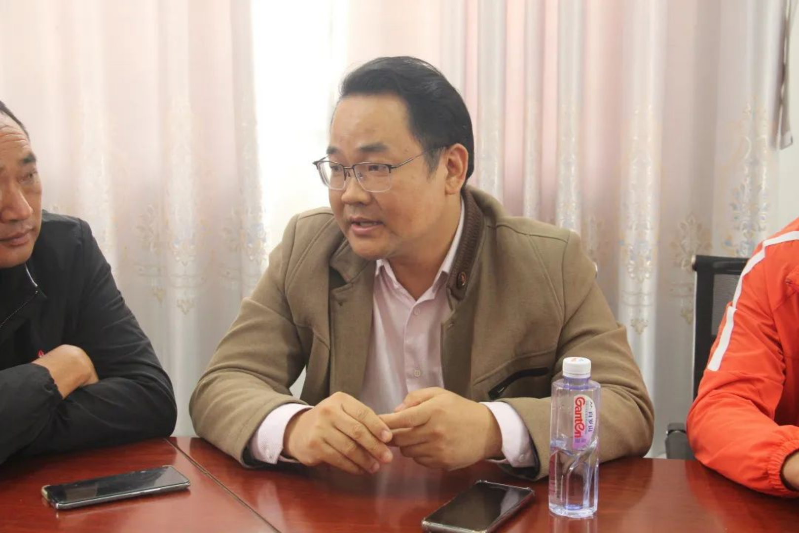 免费观看已满十八岁电视剧动漫版