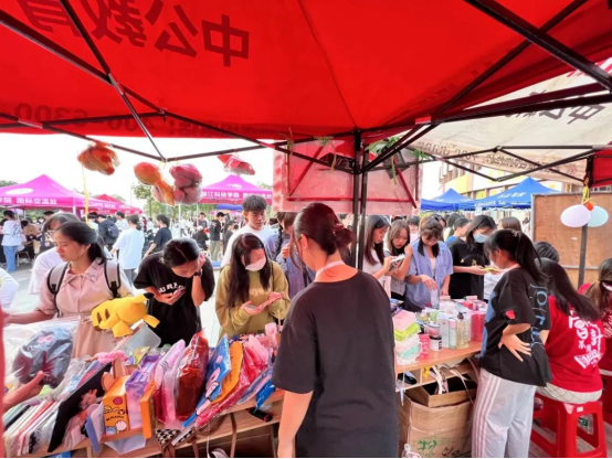 免费观看已满十八岁电视剧动漫版