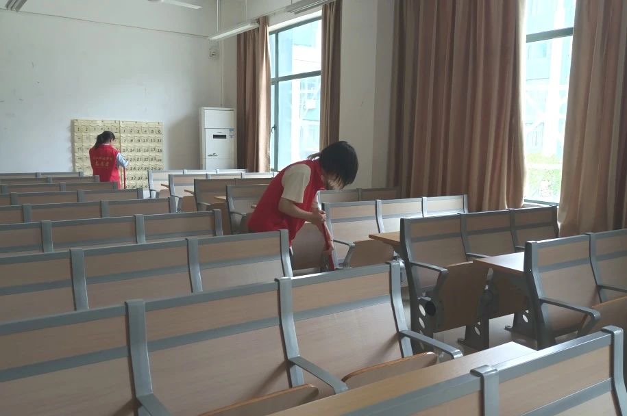 免费观看已满十八岁电视剧动漫版