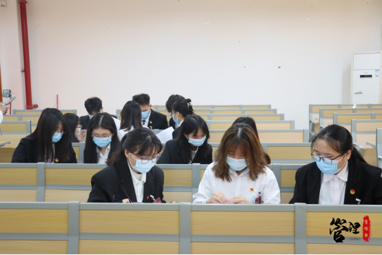 免费观看已满十八岁电视剧动漫版
