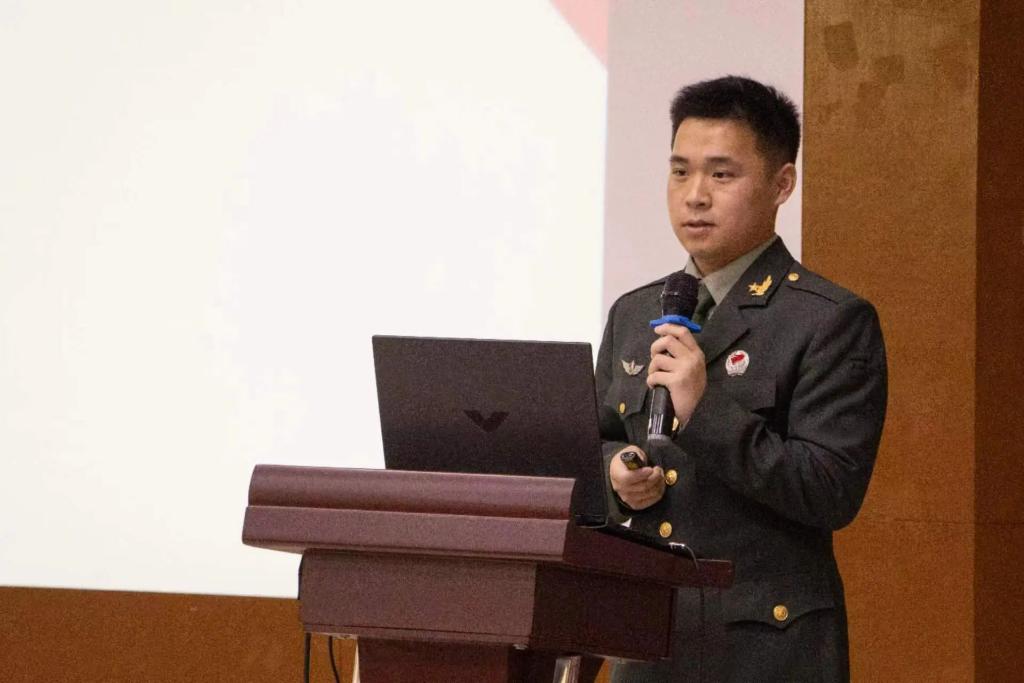 免费观看已满十八岁电视剧动漫版