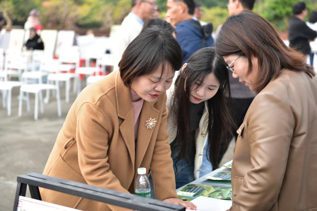 免费观看已满十八岁电视剧动漫版