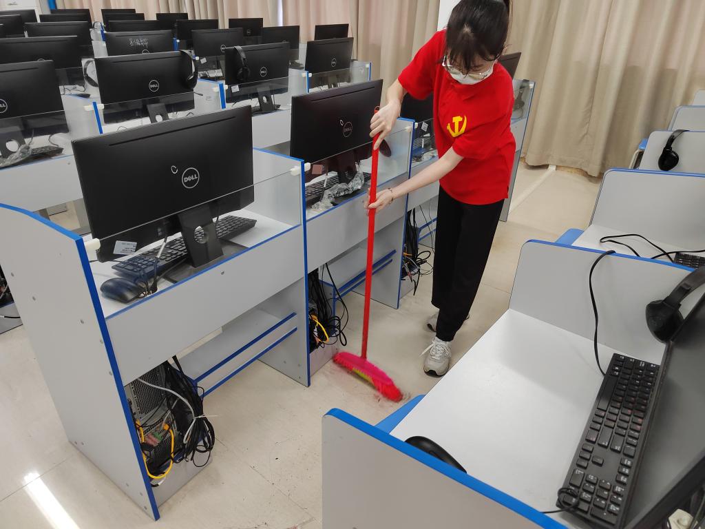 免费观看已满十八岁电视剧动漫版