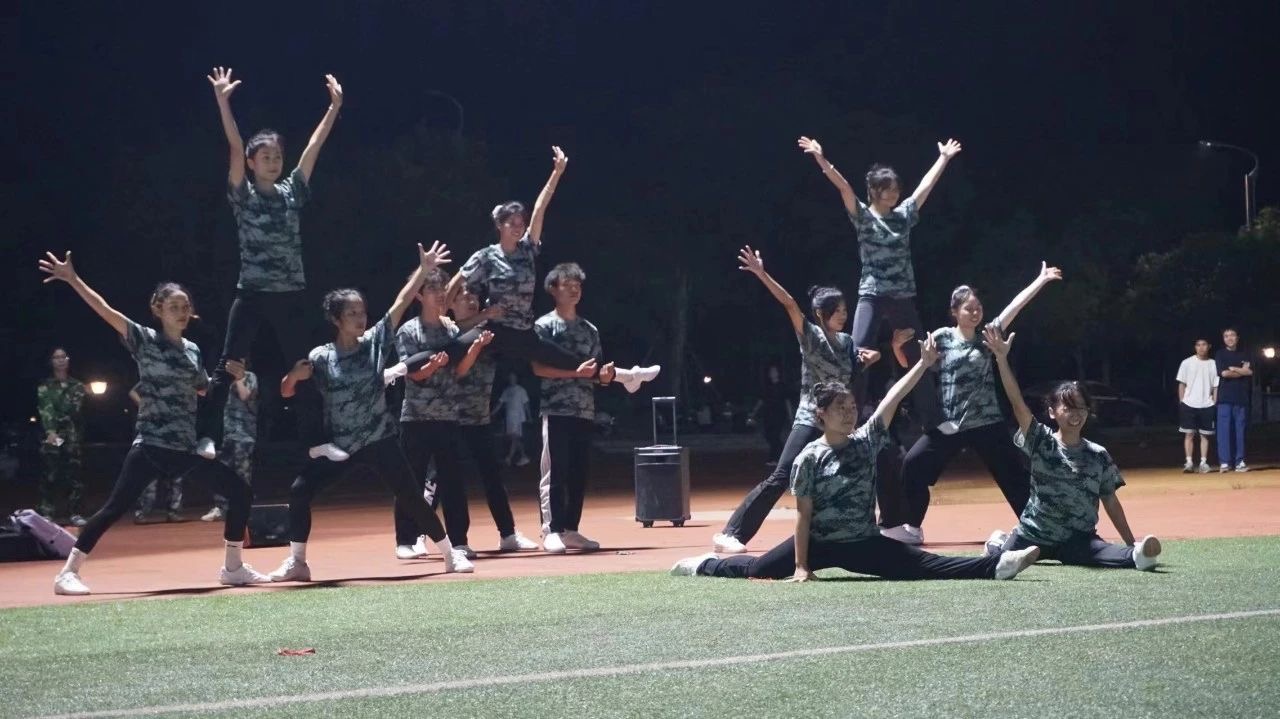 免费观看已满十八岁电视剧动漫版