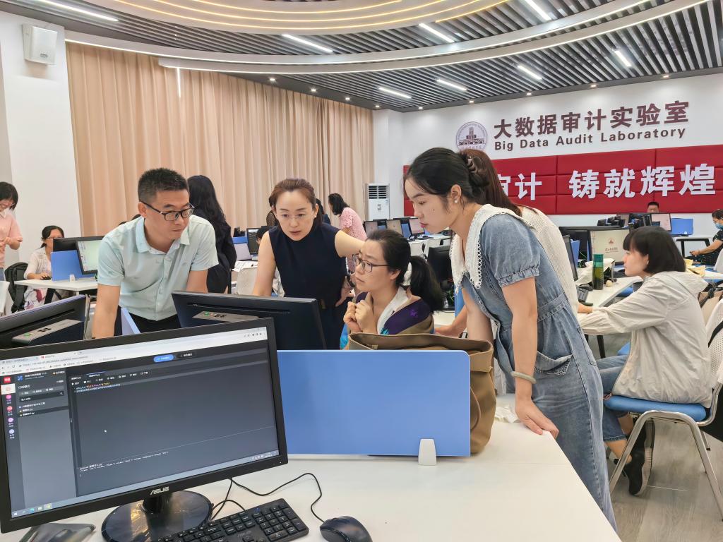 免费观看已满十八岁电视剧动漫版