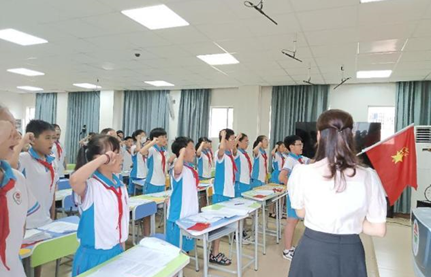 免费观看已满十八岁电视剧动漫版