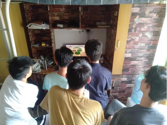免费观看已满十八岁电视剧动漫版
