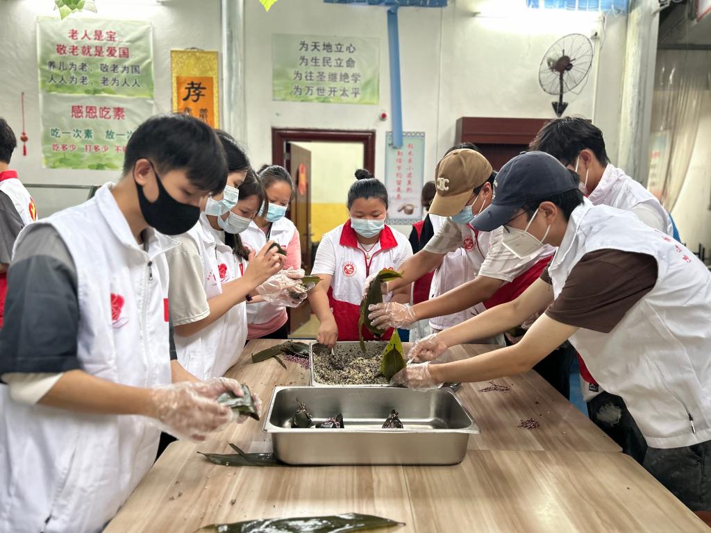 免费观看已满十八岁电视剧动漫版