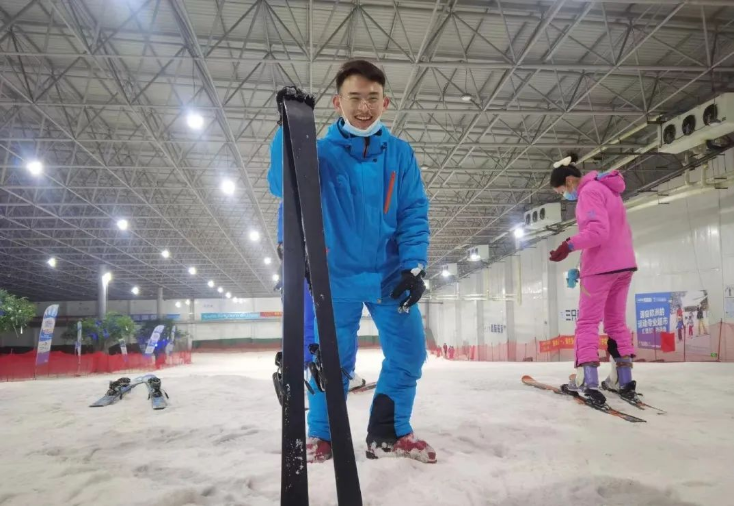 免费观看已满十八岁电视剧动漫版