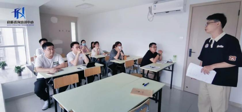 免费观看已满十八岁电视剧动漫版