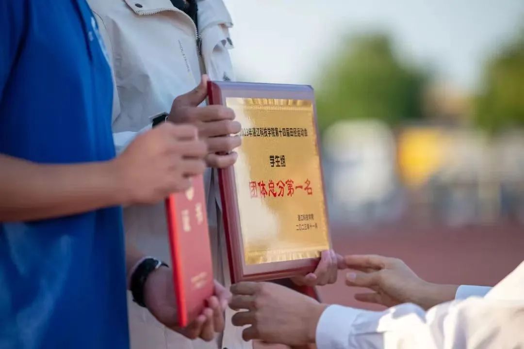 免费观看已满十八岁电视剧动漫版