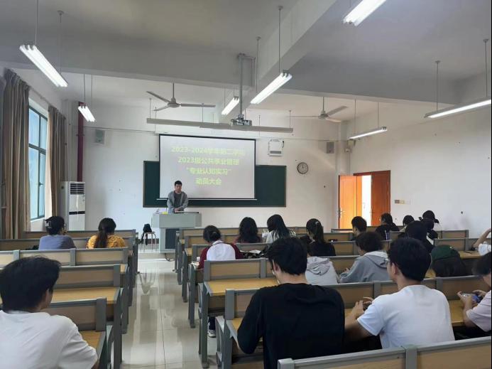 免费观看已满十八岁电视剧动漫版