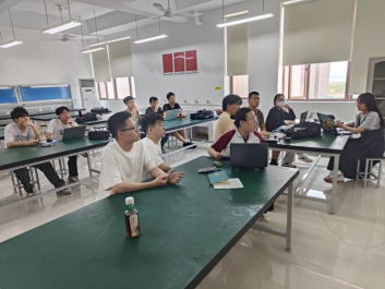 免费观看已满十八岁电视剧动漫版