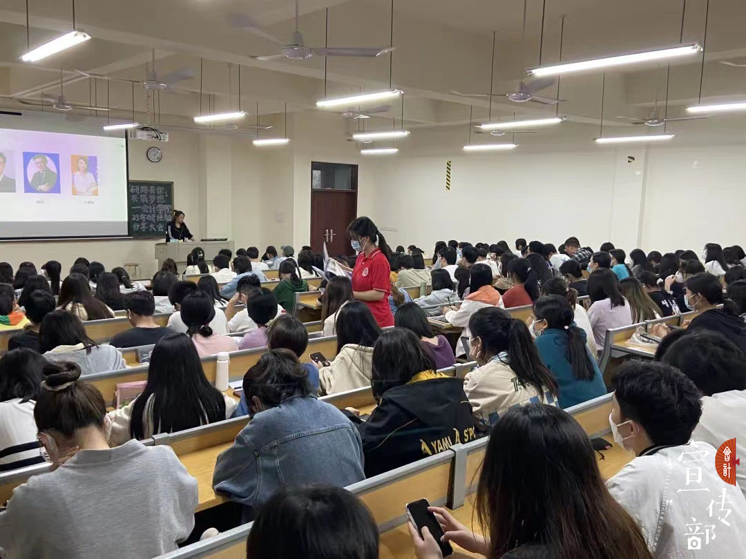免费观看已满十八岁电视剧动漫版