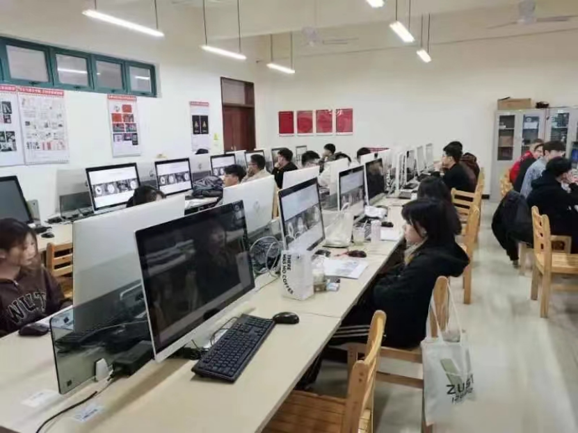 免费观看已满十八岁电视剧动漫版