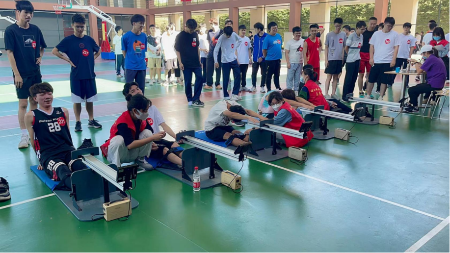 免费观看已满十八岁电视剧动漫版