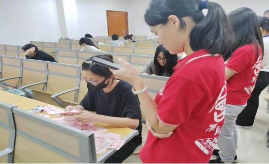 免费观看已满十八岁电视剧动漫版
