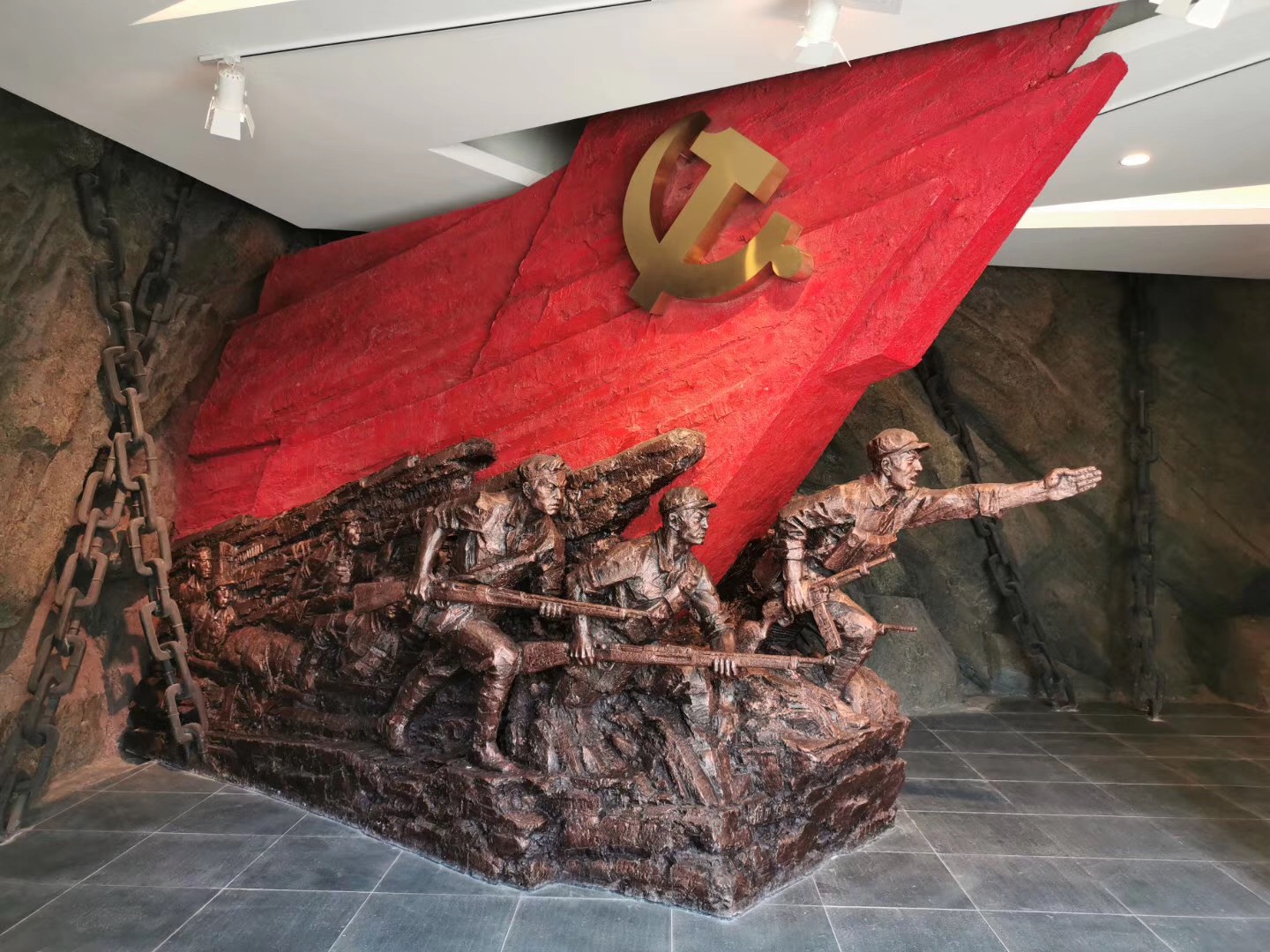 免费观看已满十八岁电视剧动漫版